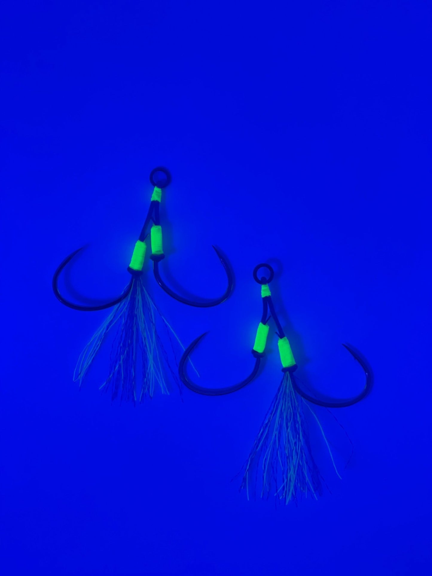 "Predator" Twin Assist Hooks